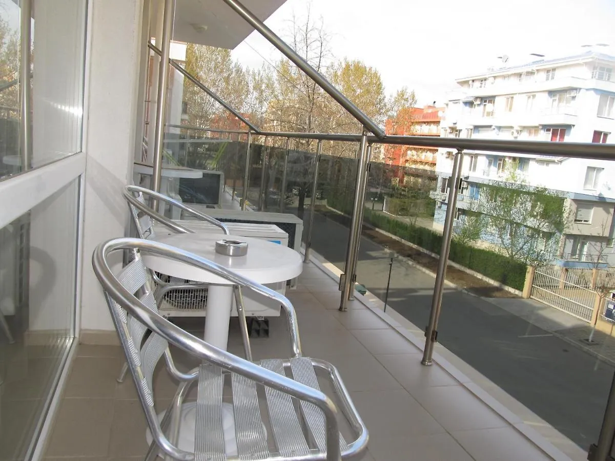 Apartments And Studios In Cote D'Azure Sunny Beach