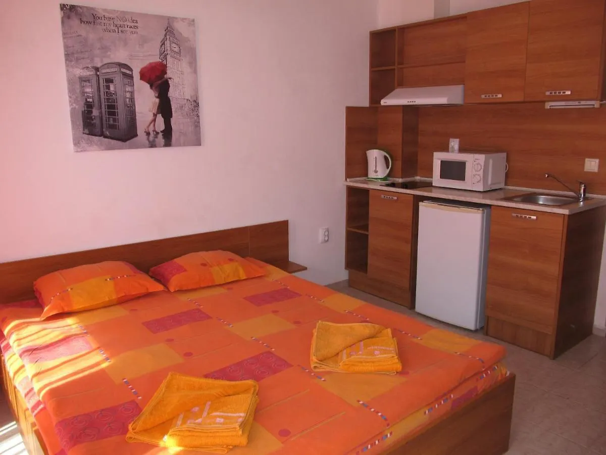 Apartments And Studios In Cote D'Azure Słoneczny Brzeg 0*,  Bułgaria