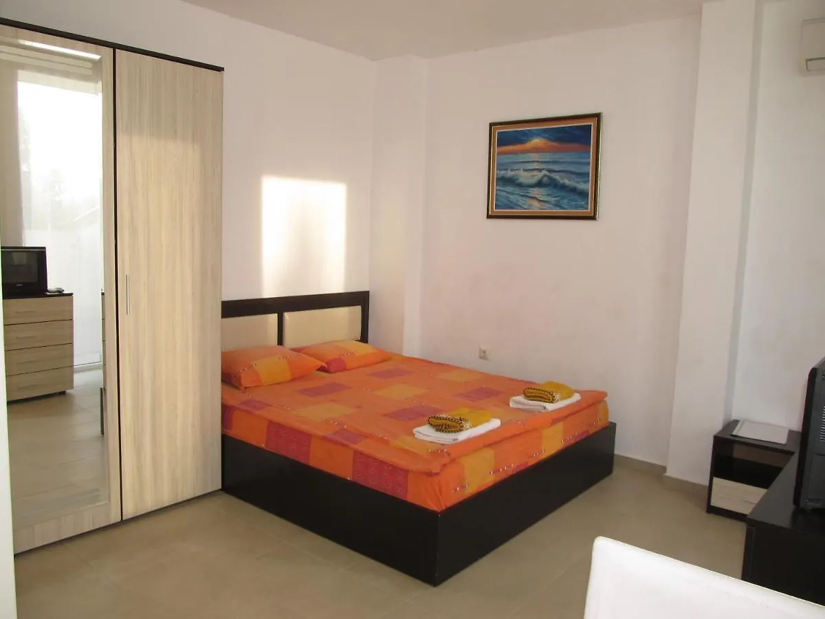 Apartments And Studios In Cote D'Azure Sunny Beach