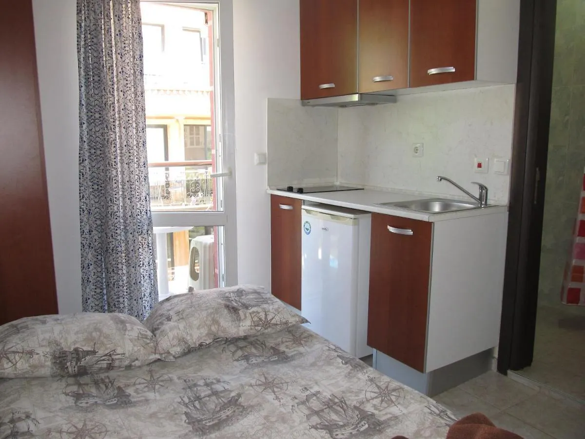 Apartments And Studios In Cote D'Azure Słoneczny Brzeg