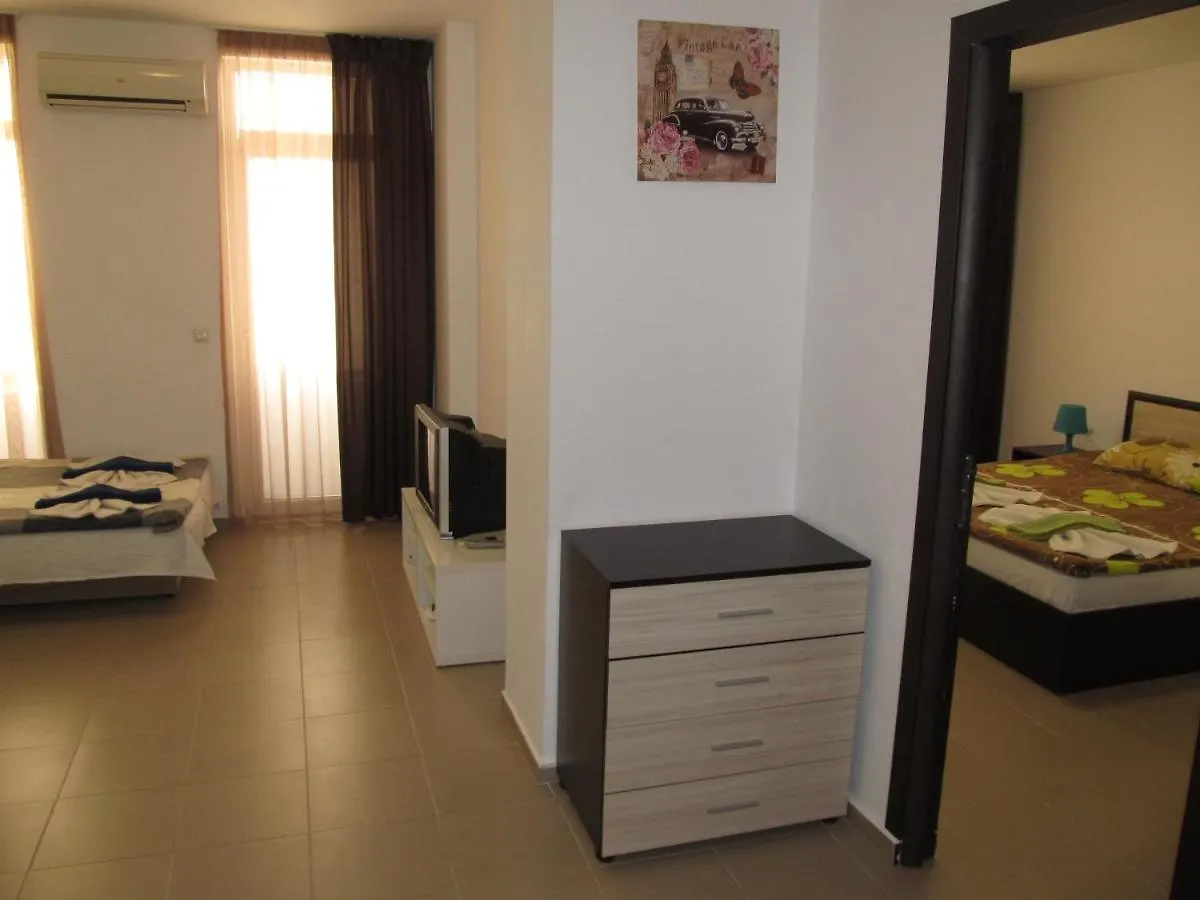 Apartments And Studios In Cote D'Azure Słoneczny Brzeg