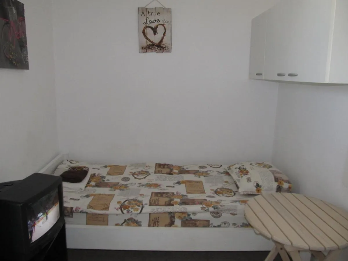 Apartments And Studios In Cote D'Azure Słoneczny Brzeg
