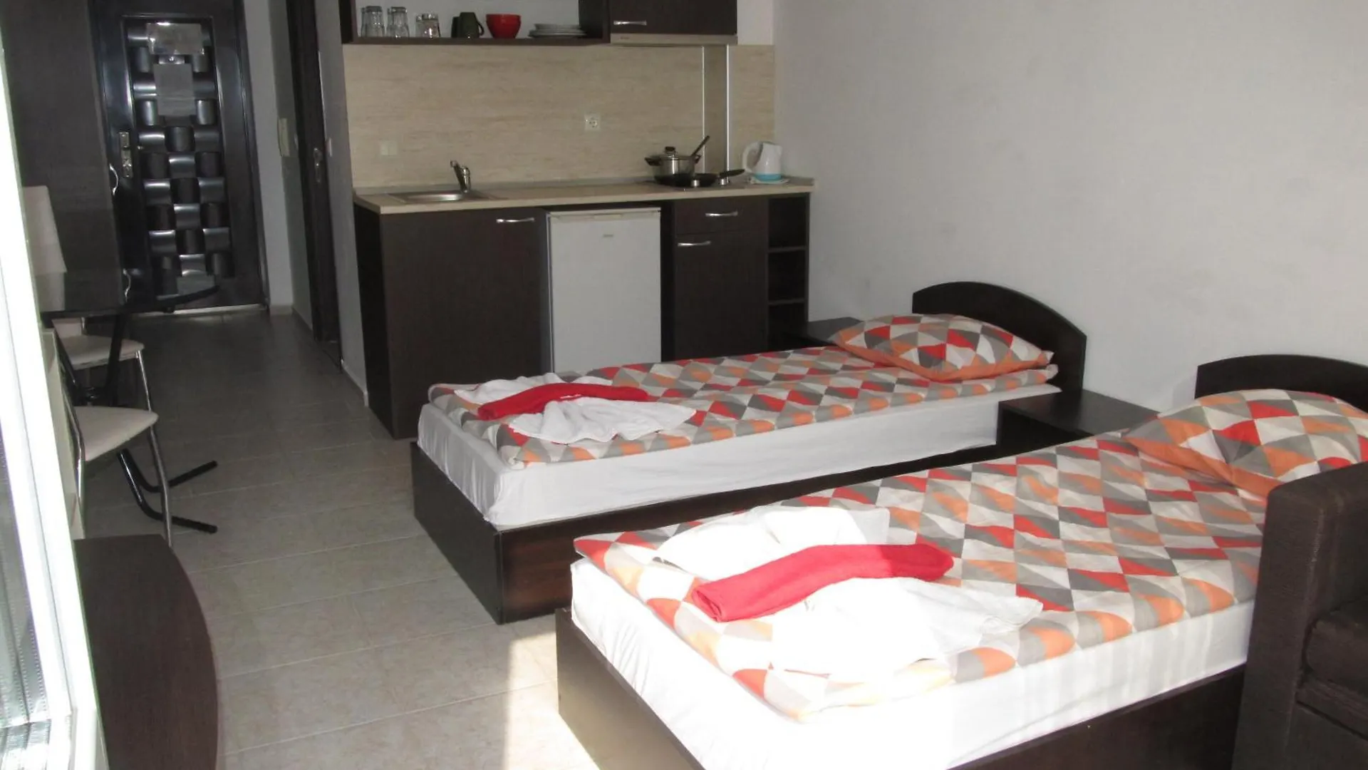 Apartments And Studios In Cote D'Azure Słoneczny Brzeg